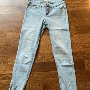 Levi 711 skinny Jean